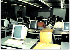 計算機室
